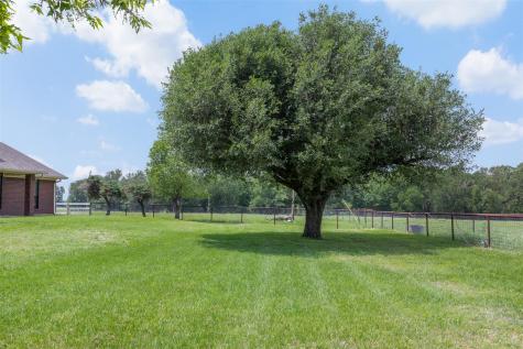 1016 County Road 306 Rockdale TX 76567