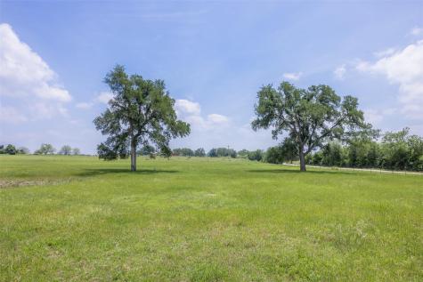 1016 County Road 306 Rockdale TX 76567