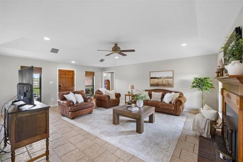 1016 County Road 306 Rockdale TX 76567