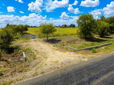 0 Tract 2 Cr 470 Center Coupland TX 78615