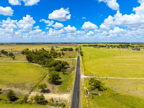 0 Tract 2 Cr 470 Center Coupland TX 78615