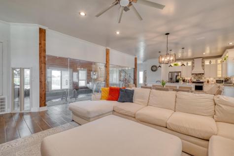 1601 County Road 466 Elgin TX 78621