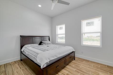 1601 County Road 466 Elgin TX 78621