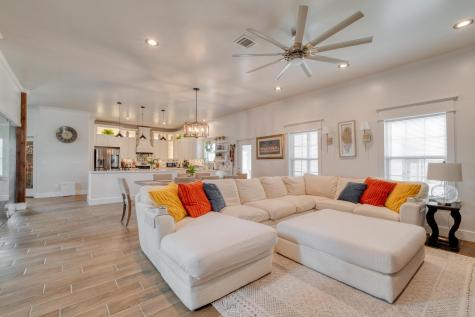 1601 County Road 466 Elgin TX 78621