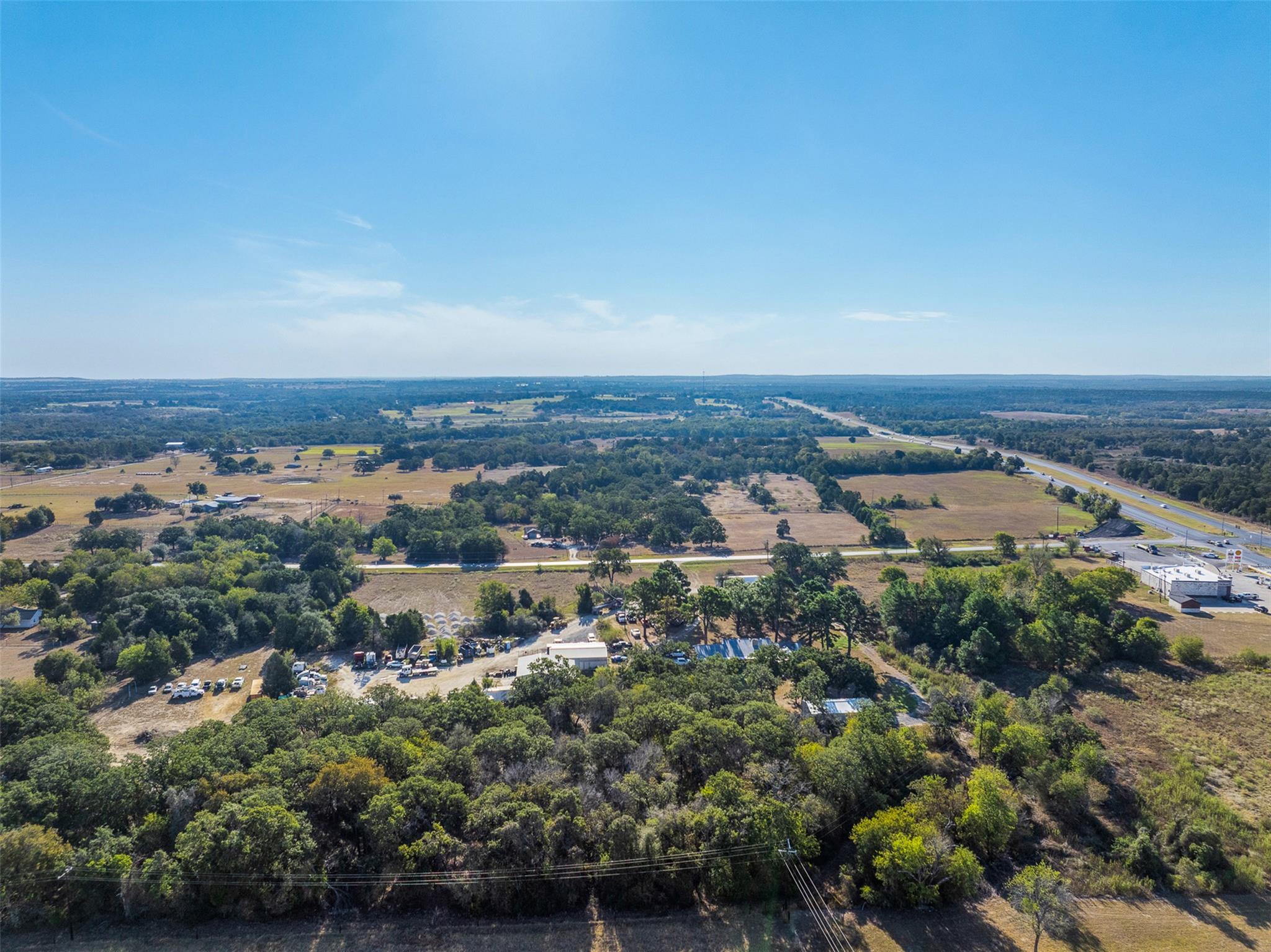 139 Fm 696 Elgin TX 78621