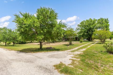 907 Horace Howard Drive San Marcos TX 78666