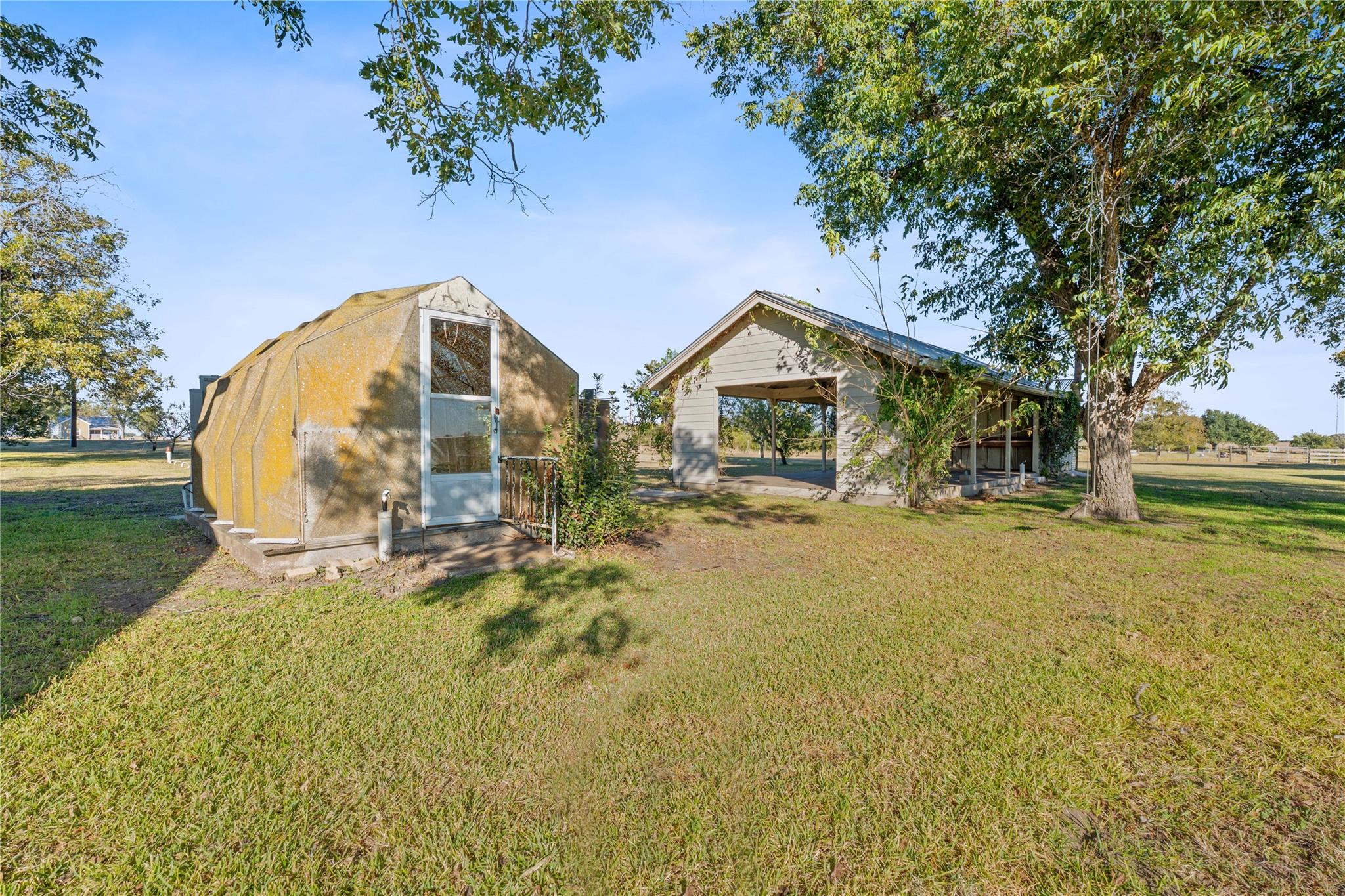 400 County Road 483 Taylor TX 76574