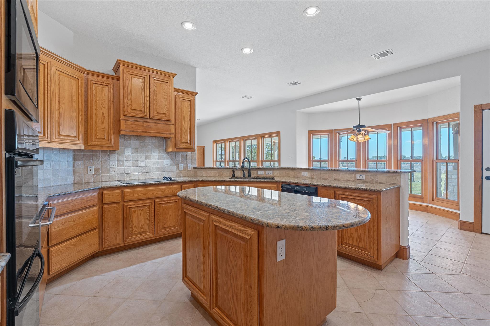 400 County Road 483 Taylor TX 76574