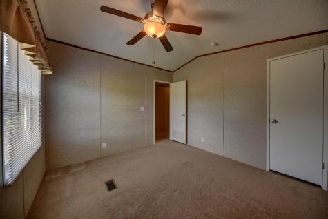 1368 County Road 207 Giddings TX 78942