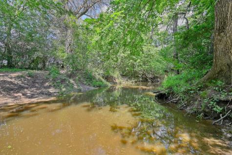 1368 County Road 207 Giddings TX 78942