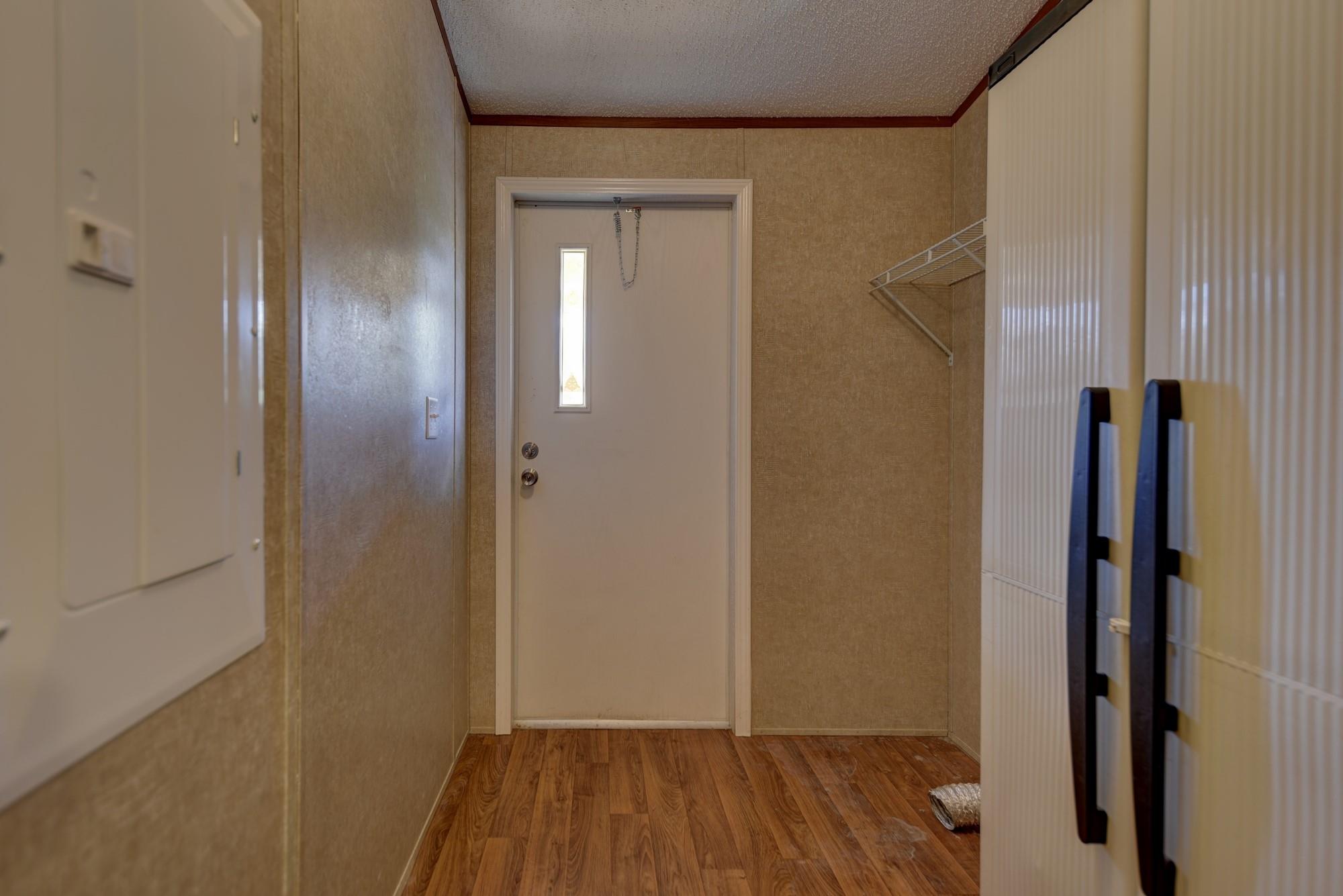 1368 County Road 207 Giddings TX 78942
