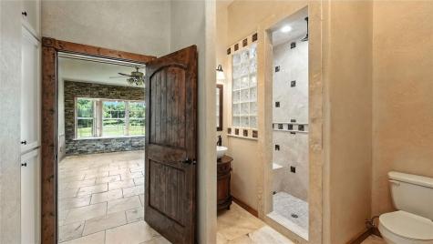 2410 Fm 1680 Moulton TX 78941