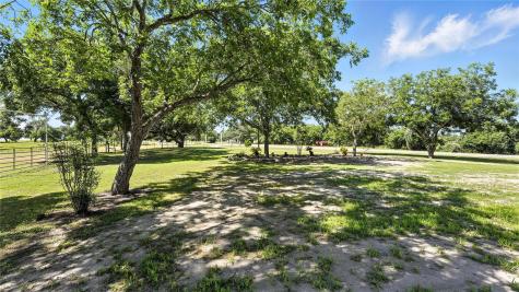 2410 Fm 1680 Moulton TX 78941