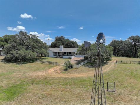 5715 Texas 159 Highway La Grange TX 78945