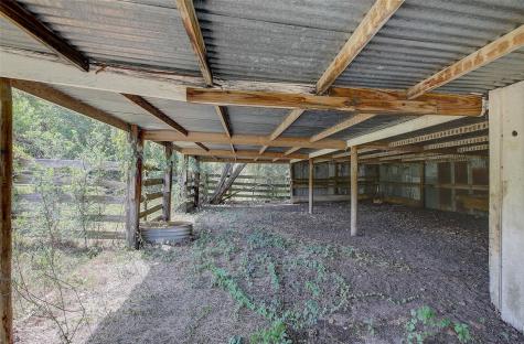 5715 Texas 159 Highway La Grange TX 78945
