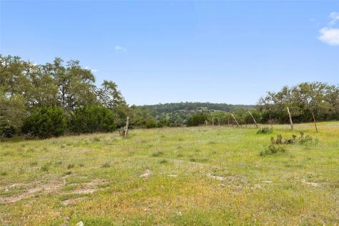 4112 Schumann Road Stonewall TX 78671