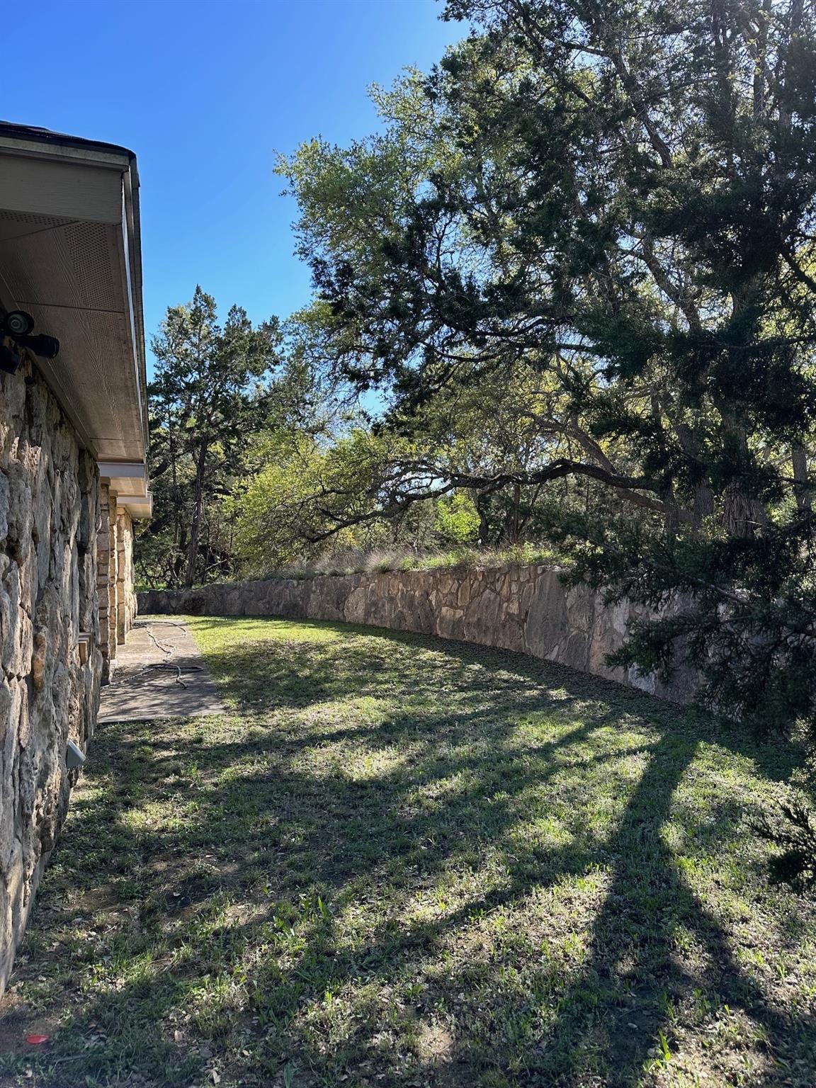 8170 N Us Highway 281 Highway Blanco TX 78606