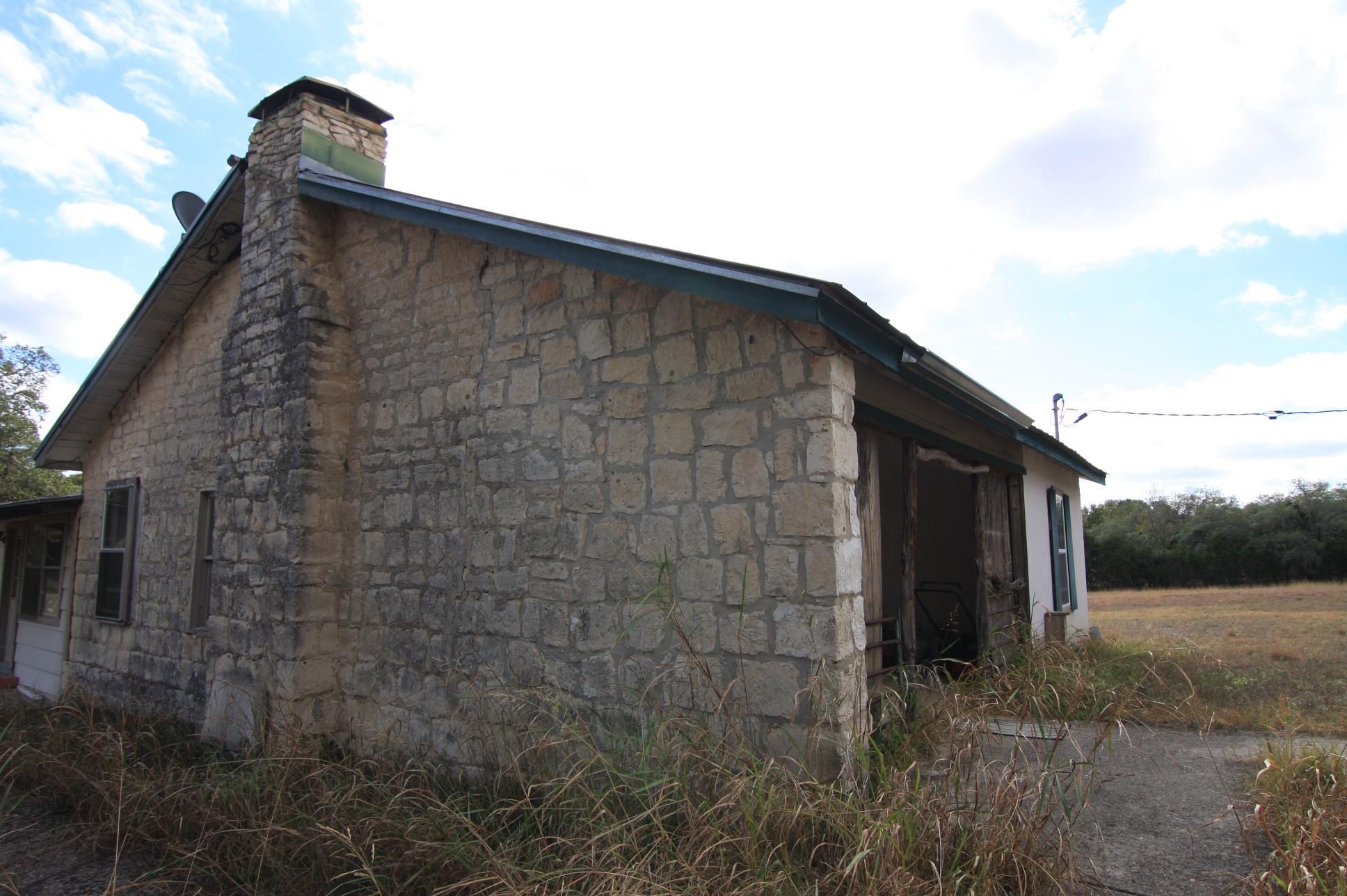 8170 N Us Highway 281 Highway Blanco TX 78606