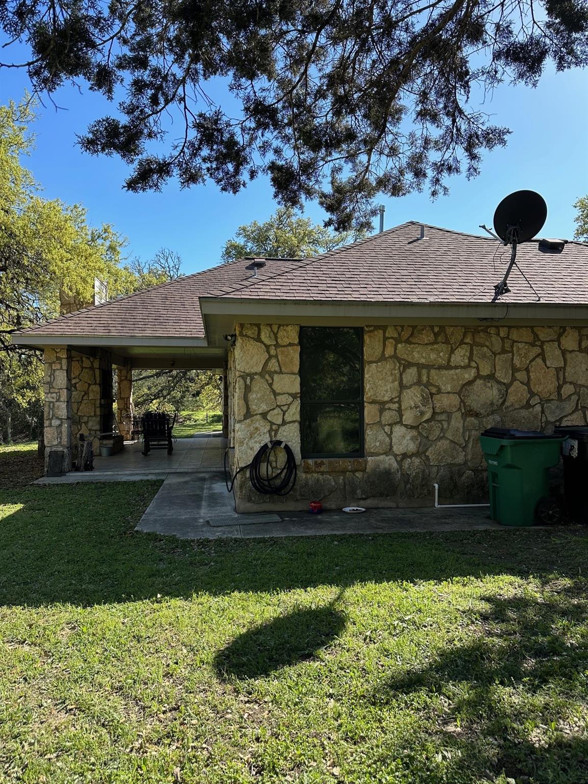 8170 N Us Highway 281 Highway Blanco TX 78606