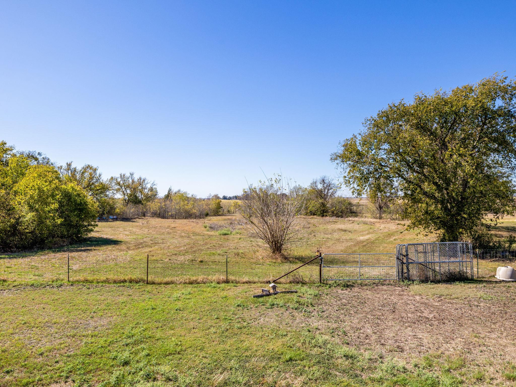 1150 County Road 432 Taylor TX 76574