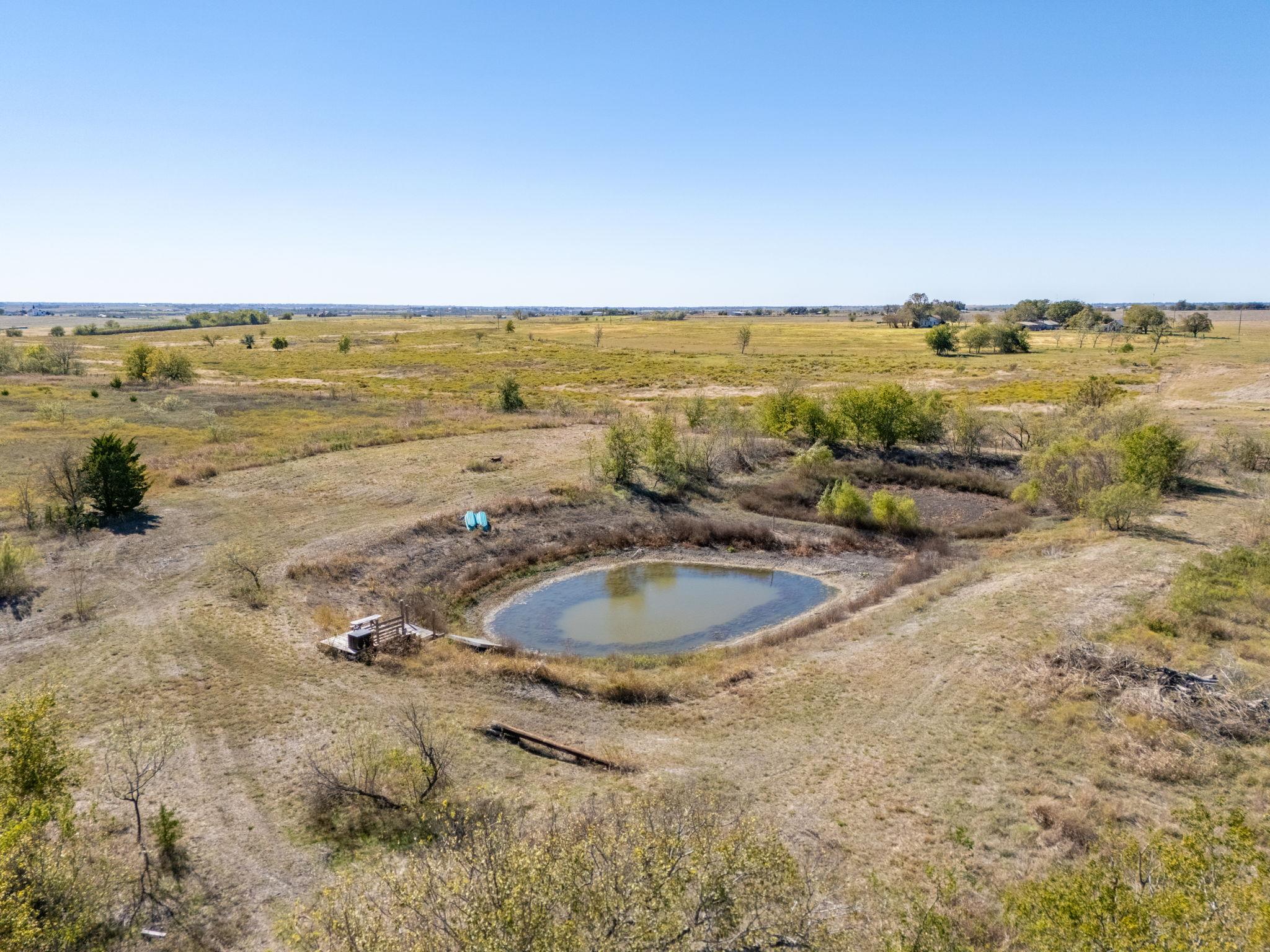 1150 County Road 432 Taylor TX 76574