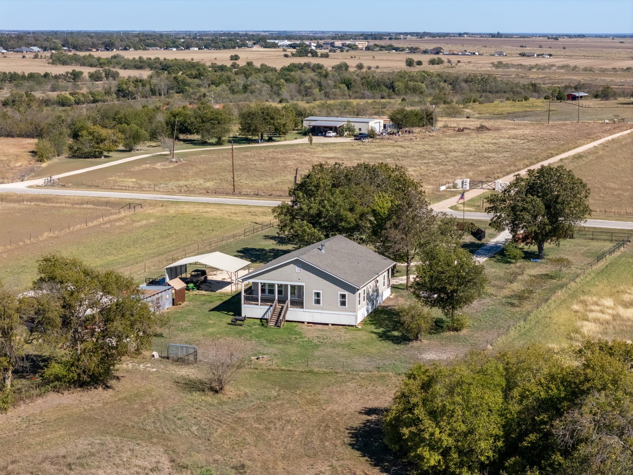 1150 County Road 432 Taylor TX 76574