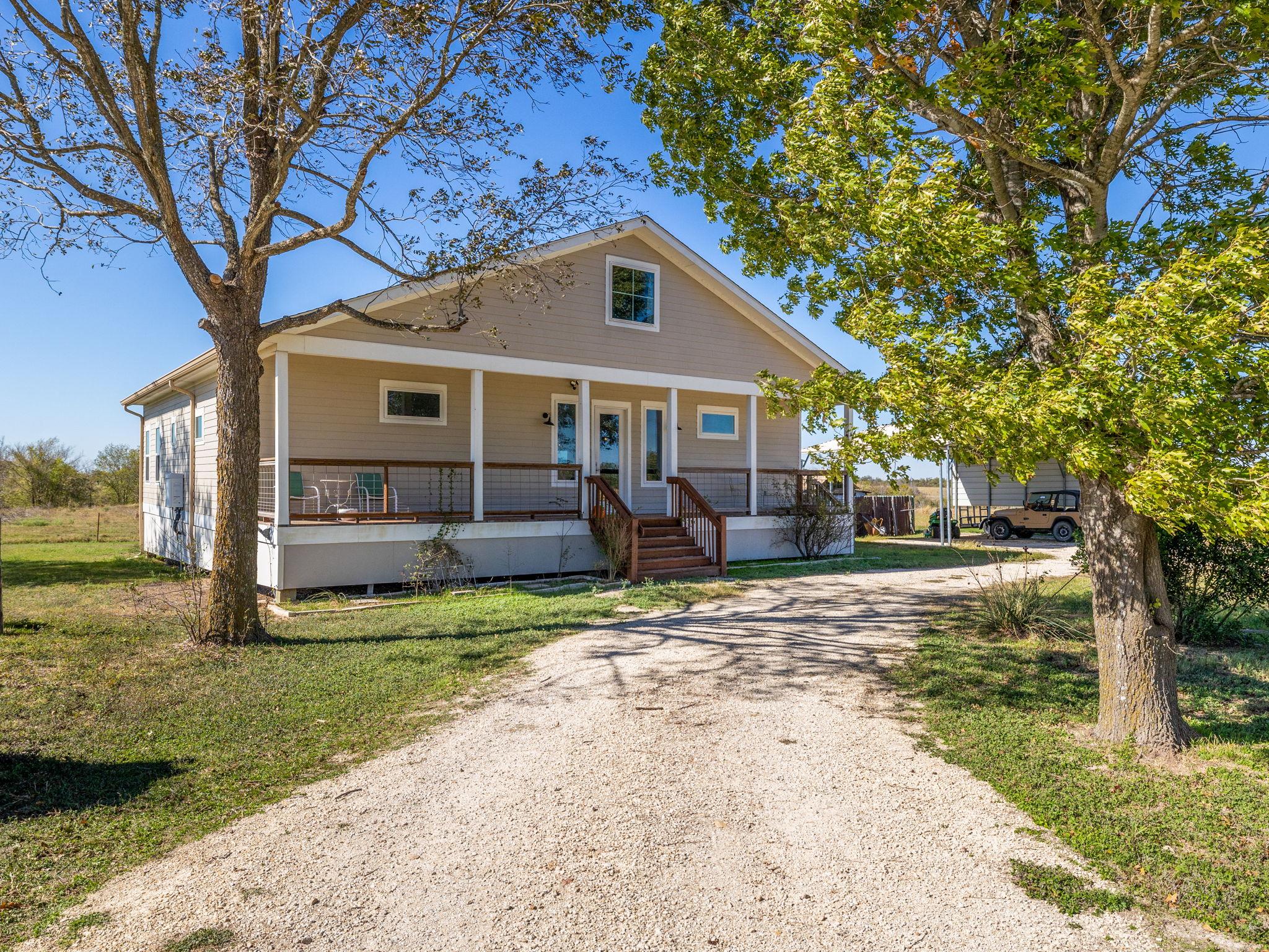 1150 County Road 432 Taylor TX 76574