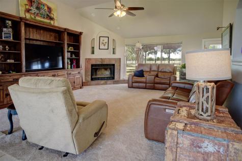 678 Ponderosa Road Bastrop TX 78602