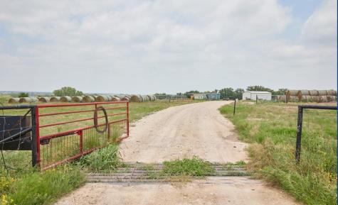 2727 County Road 3091 Rochelle TX 78686
