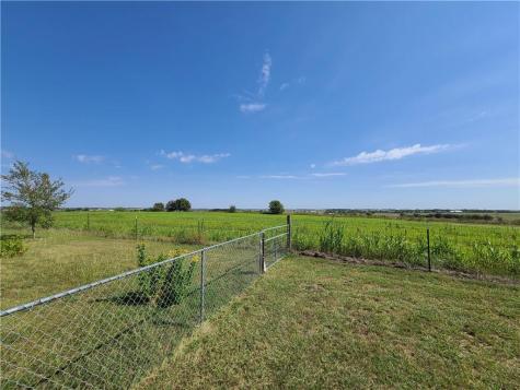 609 County Road 420 Taylor TX 76574