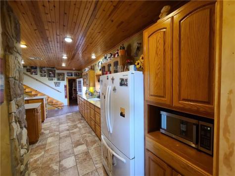 609 County Road 420 Taylor TX 76574