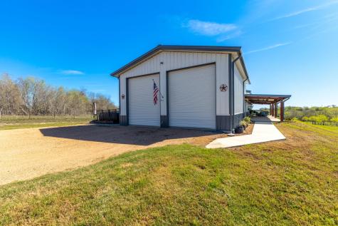 7047 Falke Heinrich Road Schulenburg TX 78956