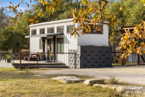 751 Prochnow Road Dripping Springs TX 78620