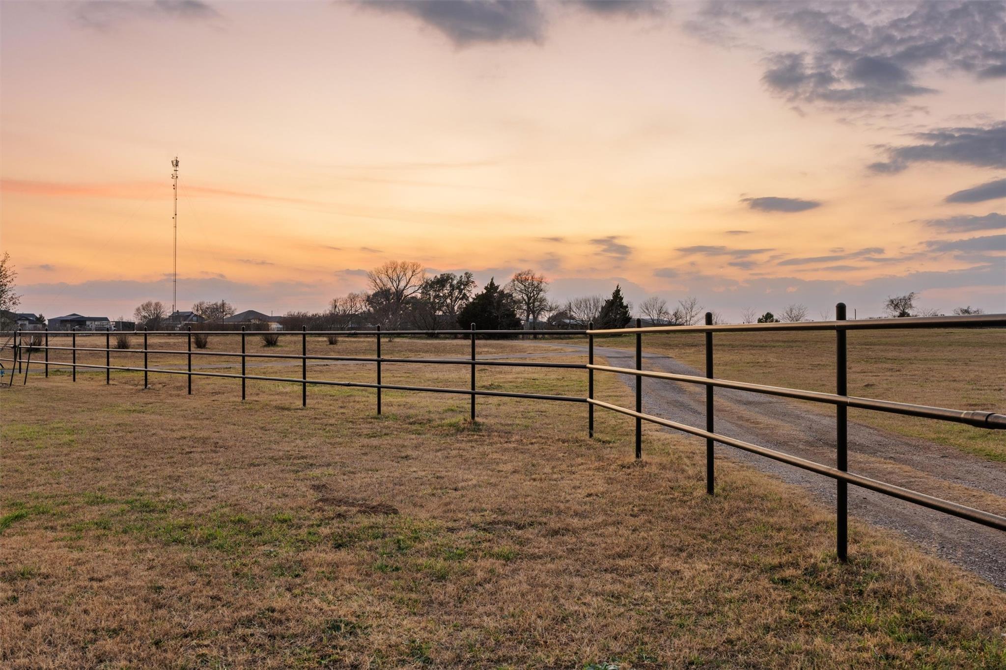 178 Balch Road Elgin TX 78621