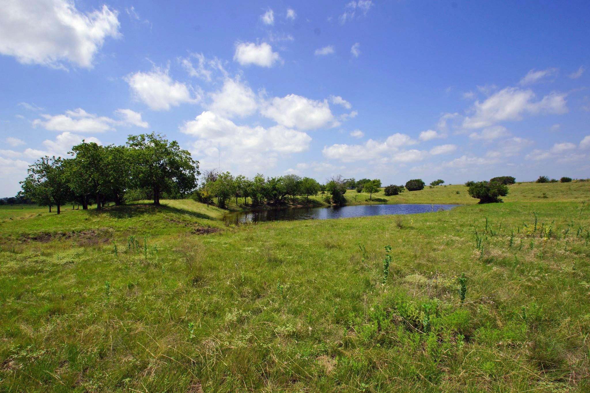 2002 County Road 276 Bertram TX 78605