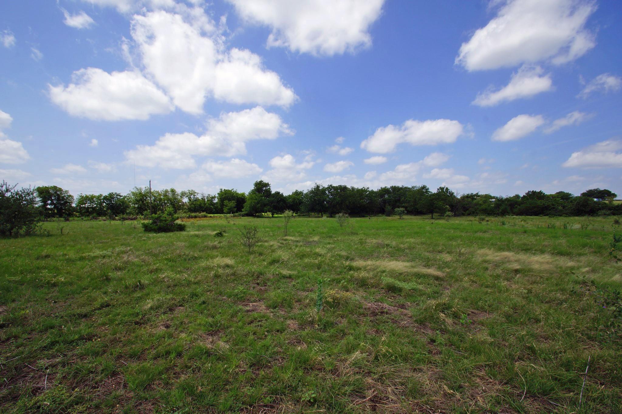 2002 County Road 276 Bertram TX 78605