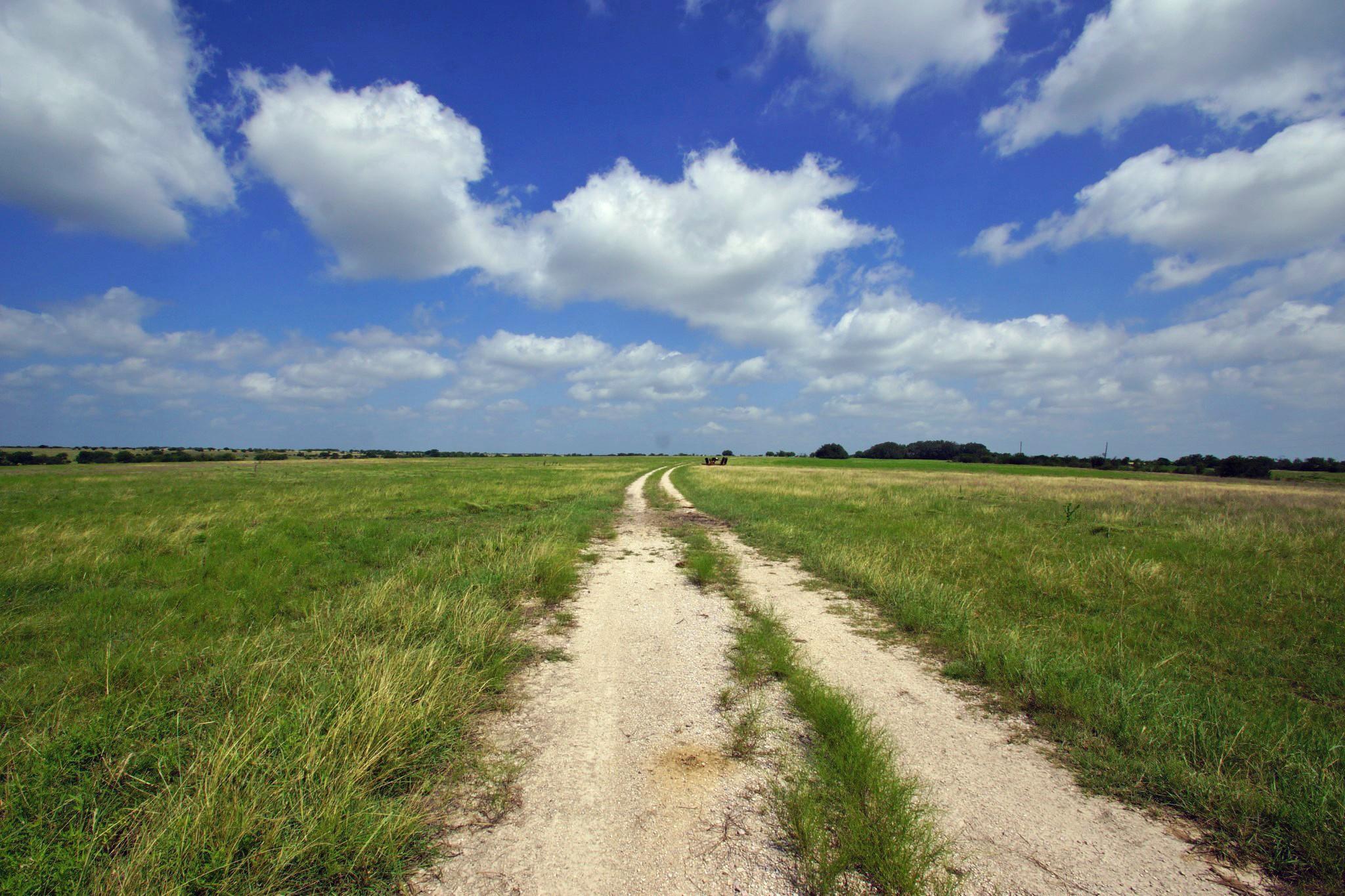 2002 County Road 276 Bertram TX 78605