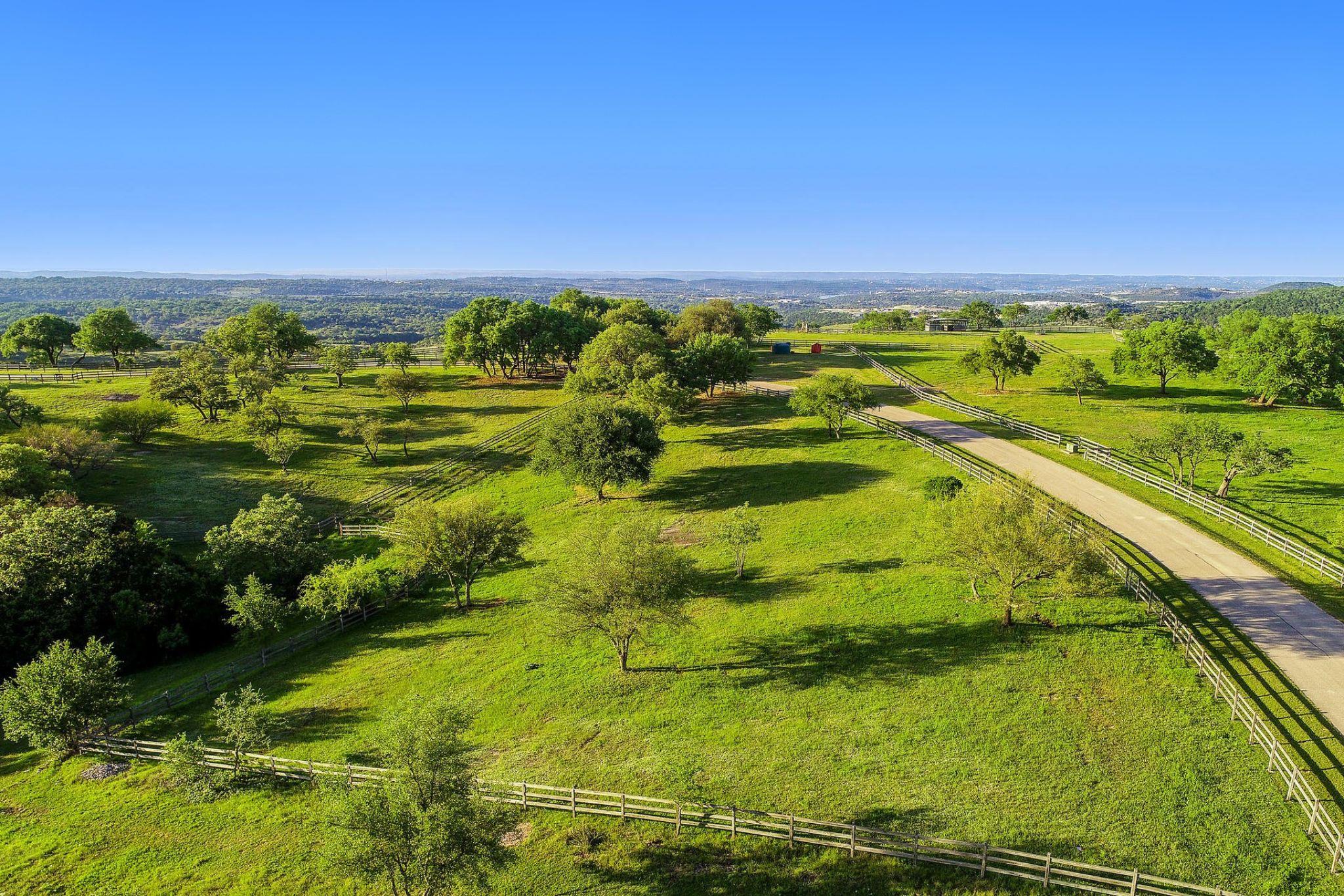 18429 Moreh Peak Pass Austin TX 78738