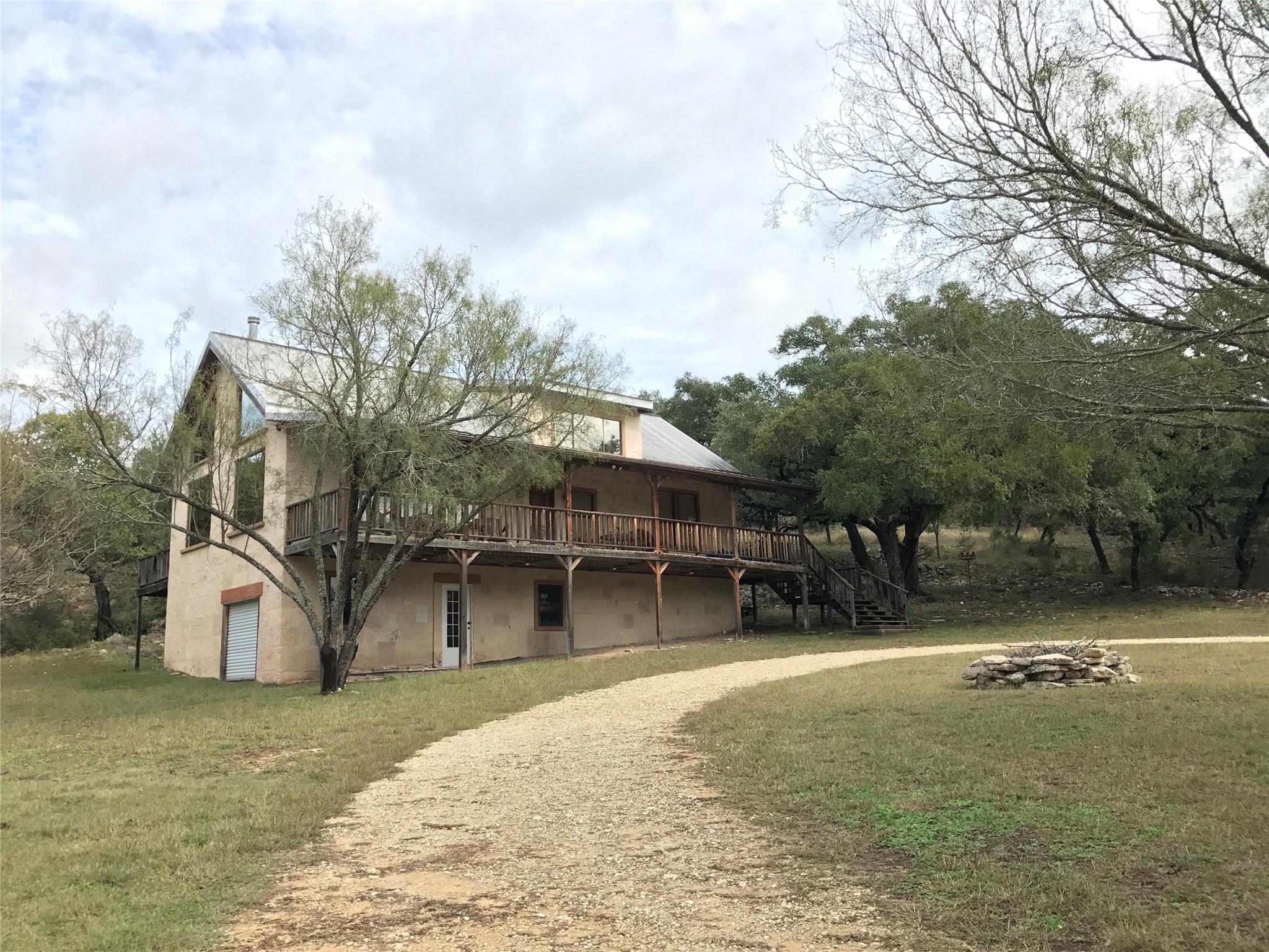 101 Hillview Trail Dripping Springs TX 78620