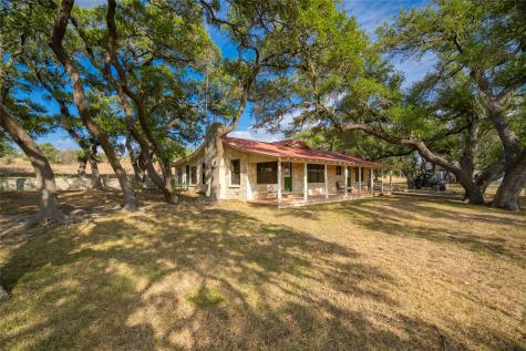 518 Curly H Ranch Road Dripping Springs TX 78620