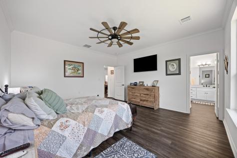 240 Oil Field Road Lockhart TX 78644