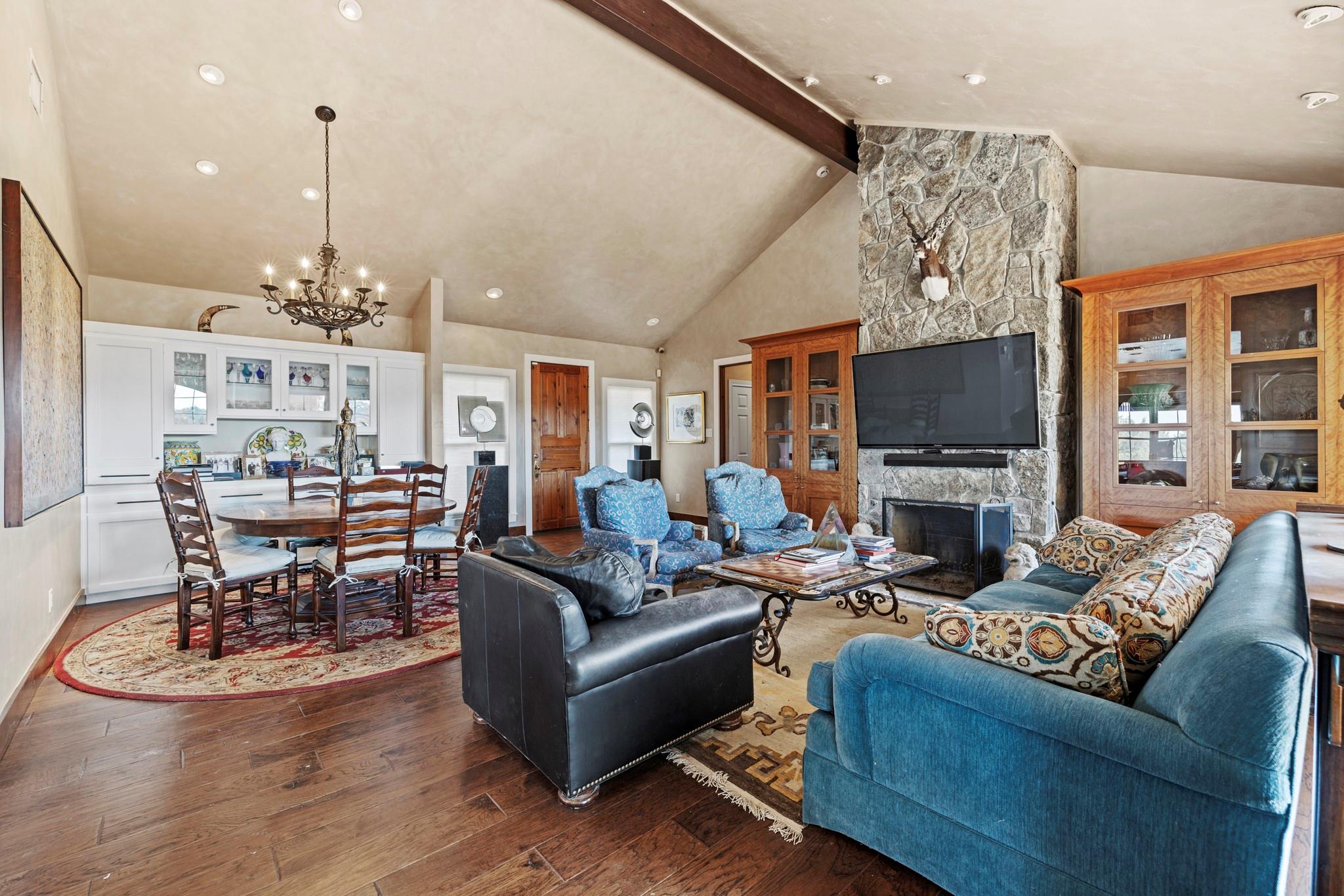 5801 Mount Gainor Road Dripping Springs TX 78620