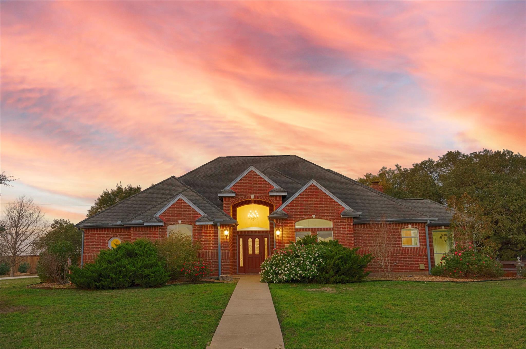 900 Schulze Road Schulenburg TX 78949