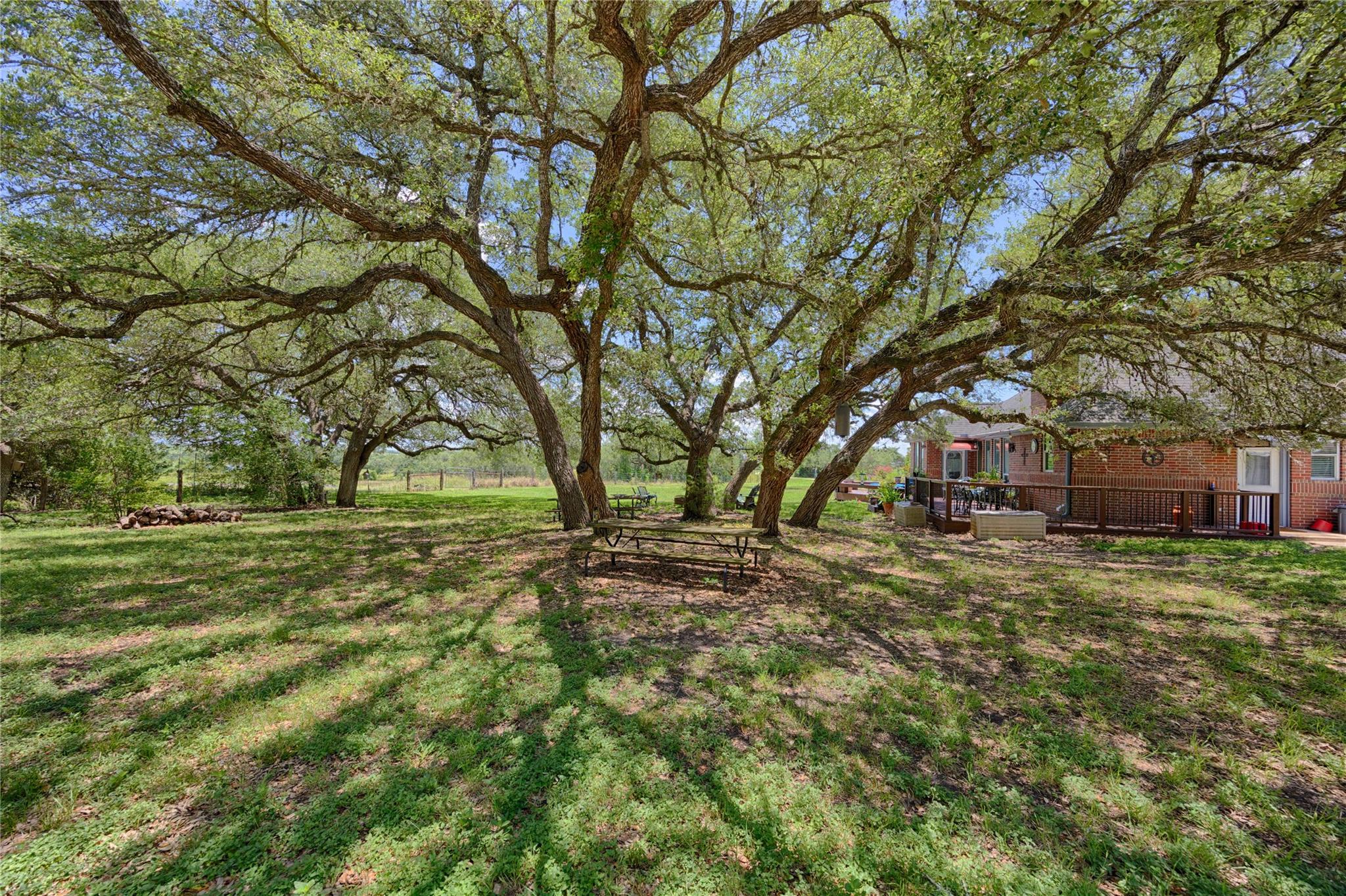 900 Schulze Road Schulenburg TX 78949