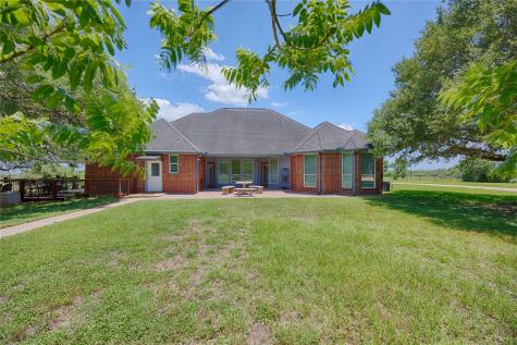 900 Schulze Road Schulenburg TX 78949