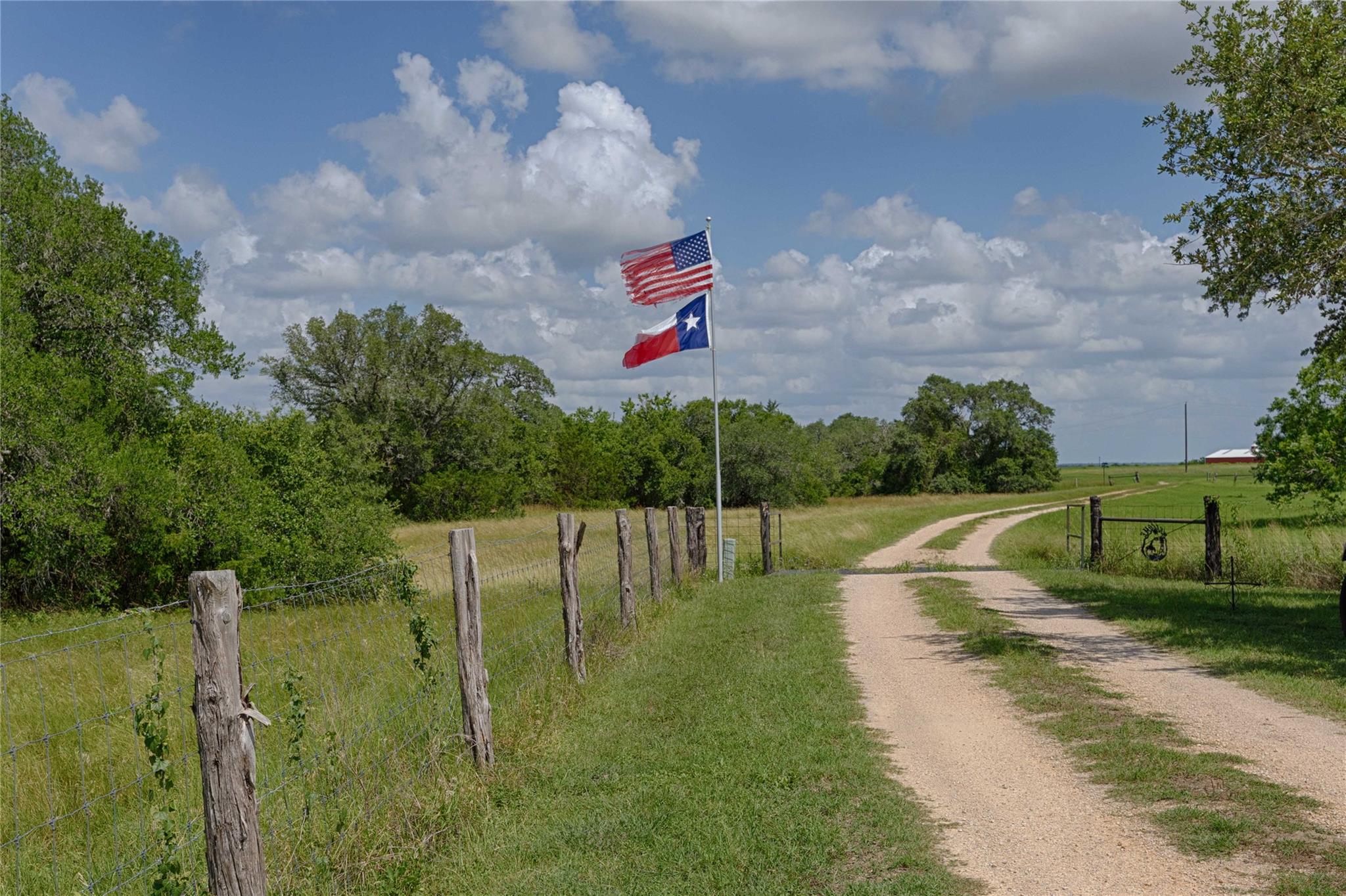 900 Schulze Road Schulenburg TX 78949
