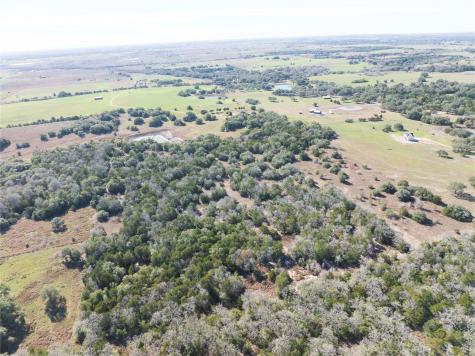 900 Schulze Road Schulenburg TX 78949
