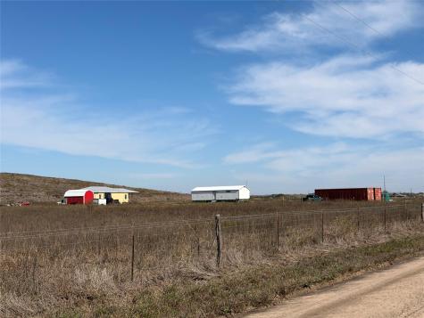 2051 County Road 102 Columbus TX 78934
