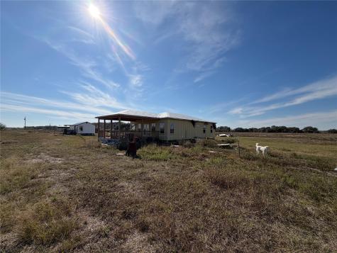 2051 County Road 102 Columbus TX 78934