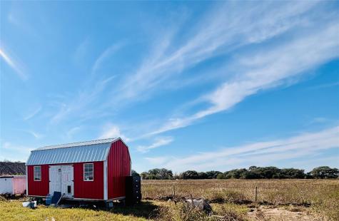 2051 County Road 102 Columbus TX 78934